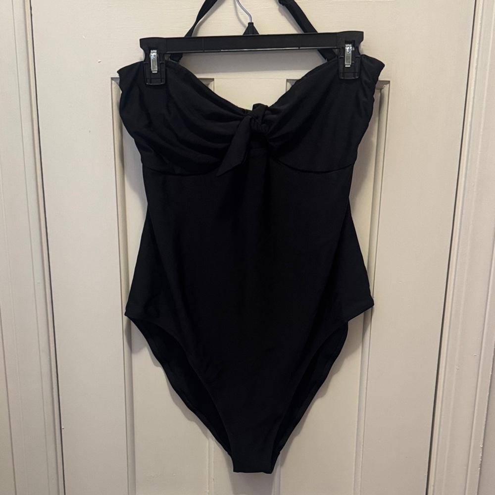 Old Navy Classic Black Women's One Piece Swimsuit